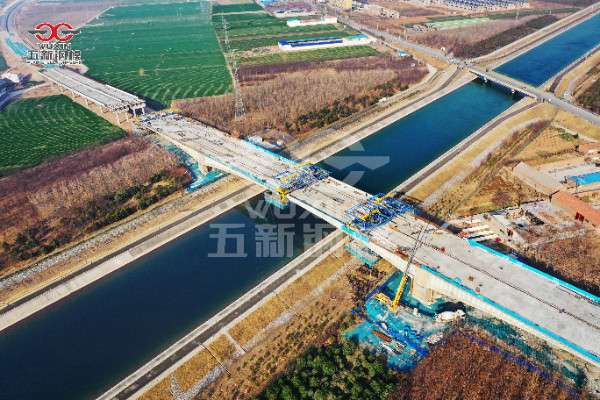 China Railway Seventh Bureau Group First Engineering Co., Ltd Carretera Nacional 207 Proyecto de reconstrucción de la sección Jiaozuo a Wenxian Cruzando el puente de desvío de agua de sur a norte